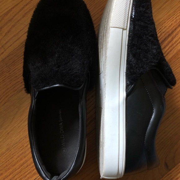 Wild Diva Lounge Sneakers - Picture 3 of 5